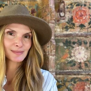 Meet your Posher, Nicky